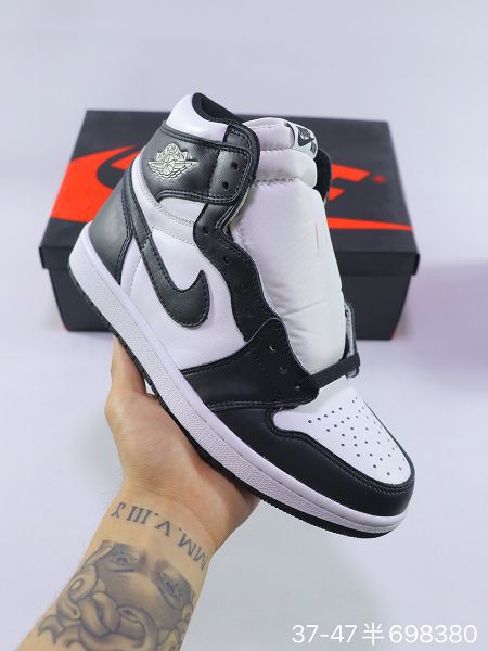 Nike Air Jordan 1 2021新款 喬丹1代情侶款籃球鞋 帶半碼 到47