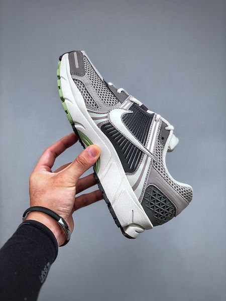 Nike Zoom Vomero 5 2023新款 佛莫羅5代系列男女款復古慢跑鞋